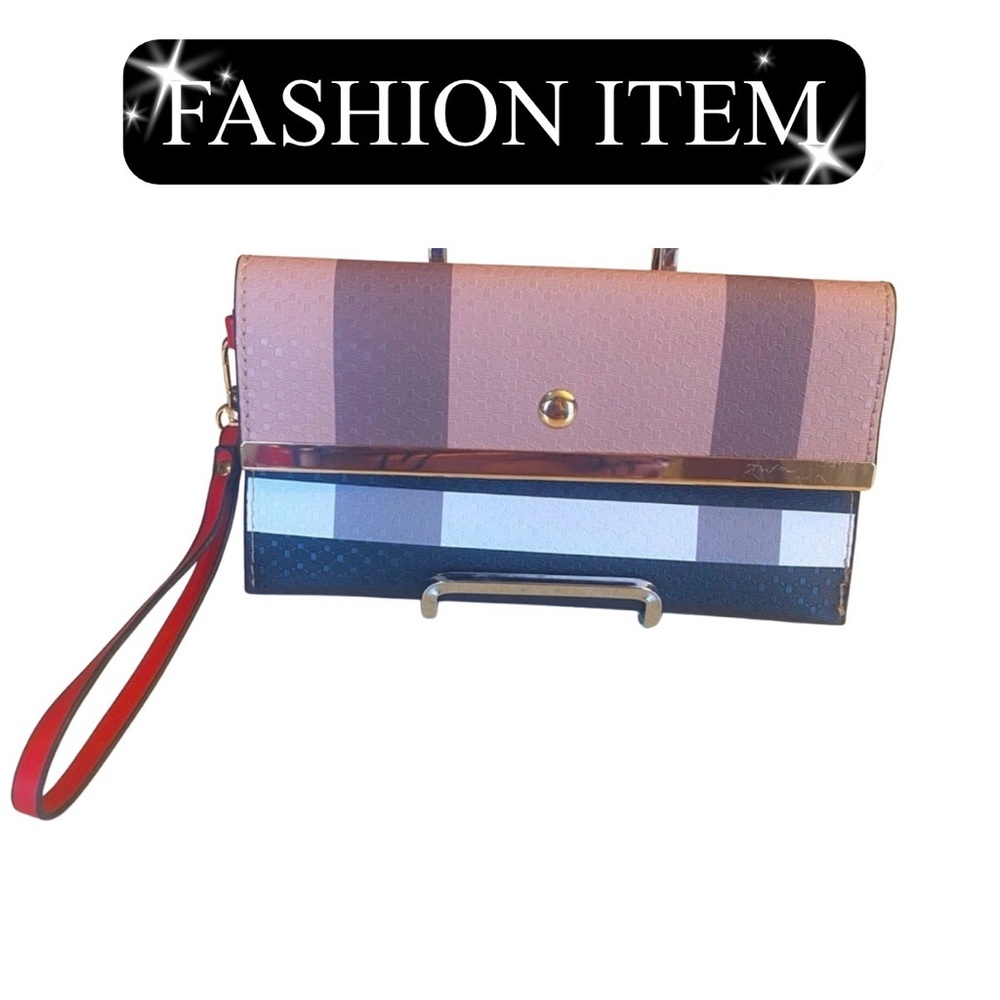WALLET: Beige, Red, & Black Plaid Wristlet, EUC